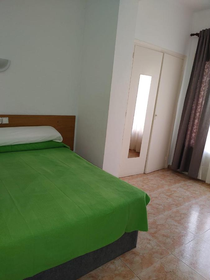 Hostal Sol Celeste Lloret de Mar Buitenkant foto
