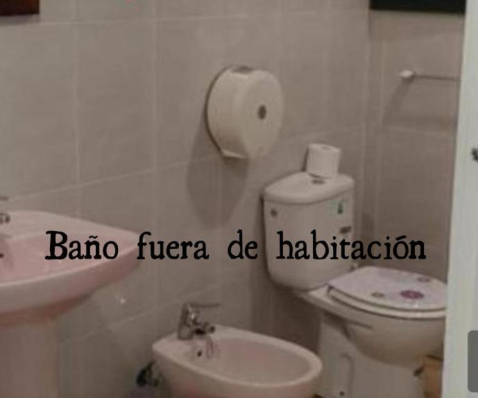 Hostal Sol Celeste Lloret de Mar Buitenkant foto