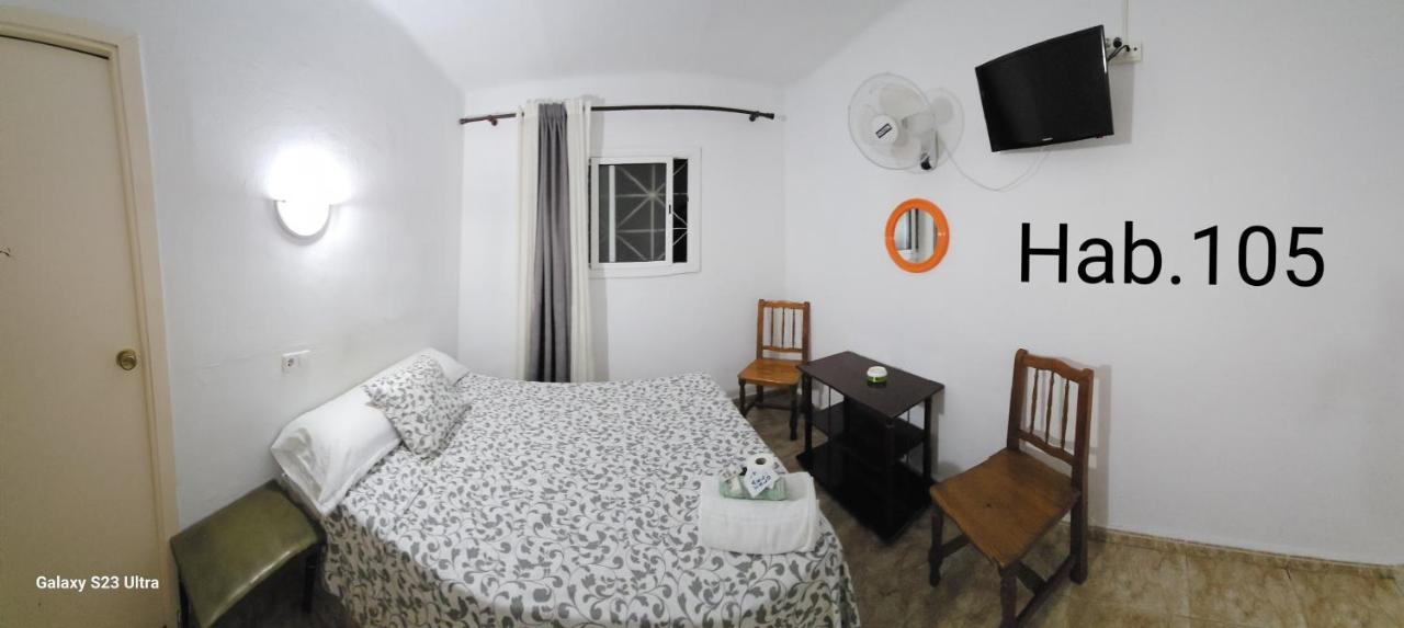 Hostal Sol Celeste Lloret de Mar Buitenkant foto