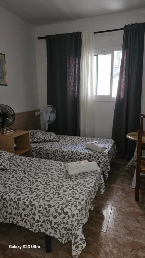 Hostal Sol Celeste Lloret de Mar Buitenkant foto