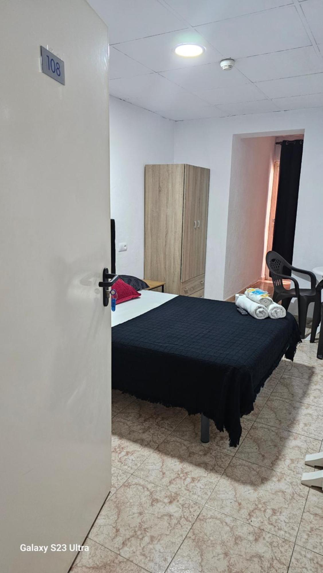 Hostal Sol Celeste Lloret de Mar Buitenkant foto