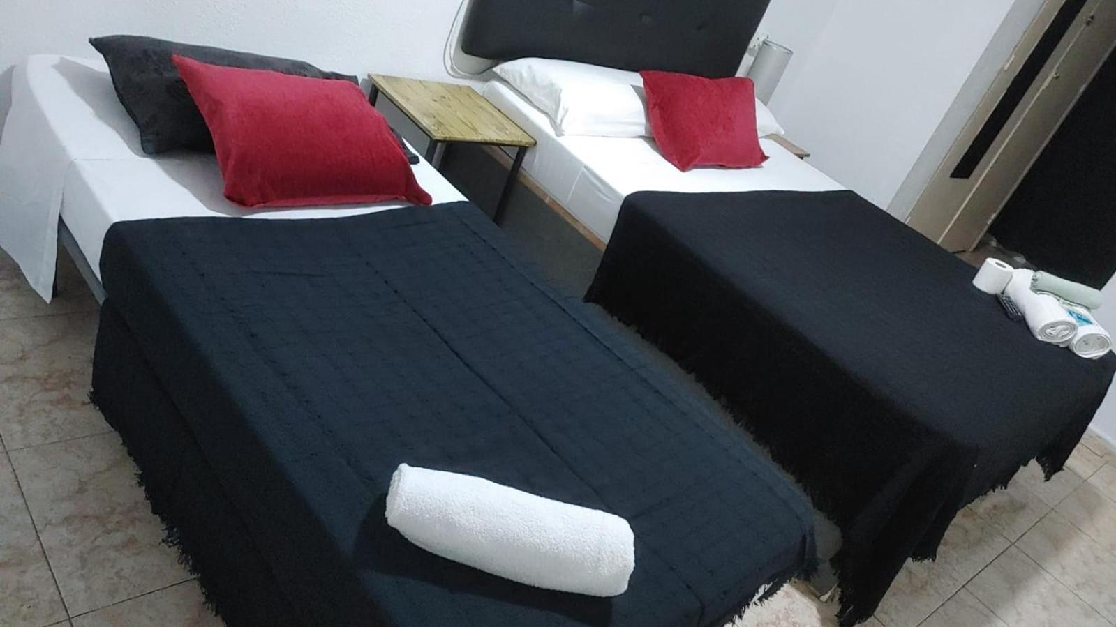Hostal Sol Celeste Lloret de Mar Buitenkant foto